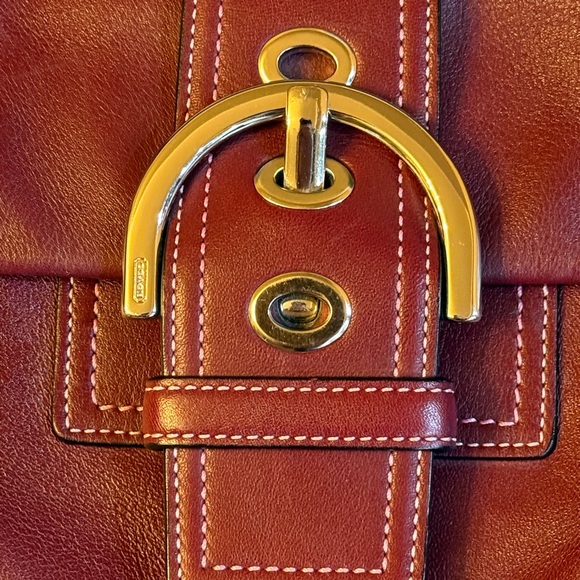Vintage Coach Burgundy SoHo Buckle Shoulderbag - Picture 6 of 12